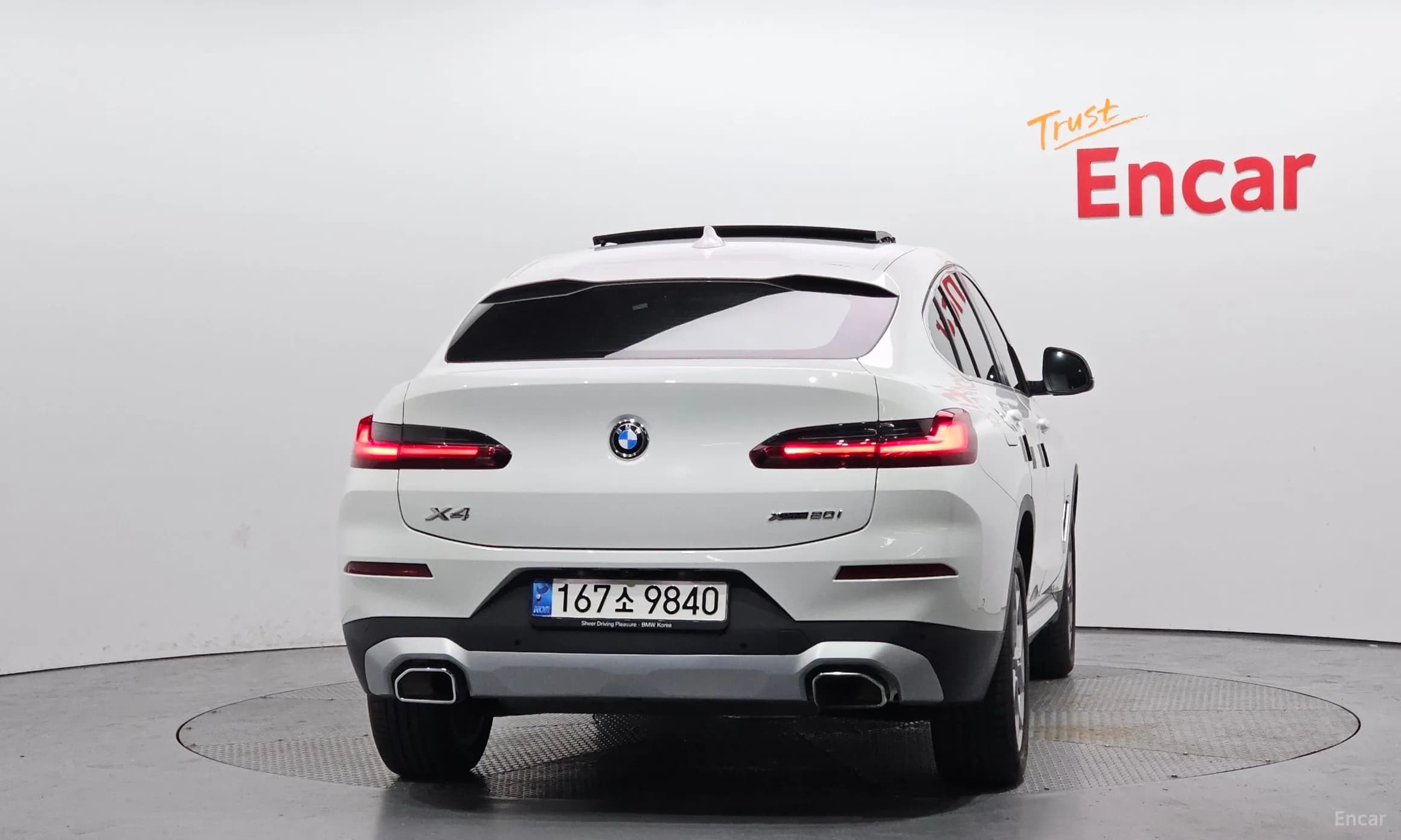 X4 (G02)