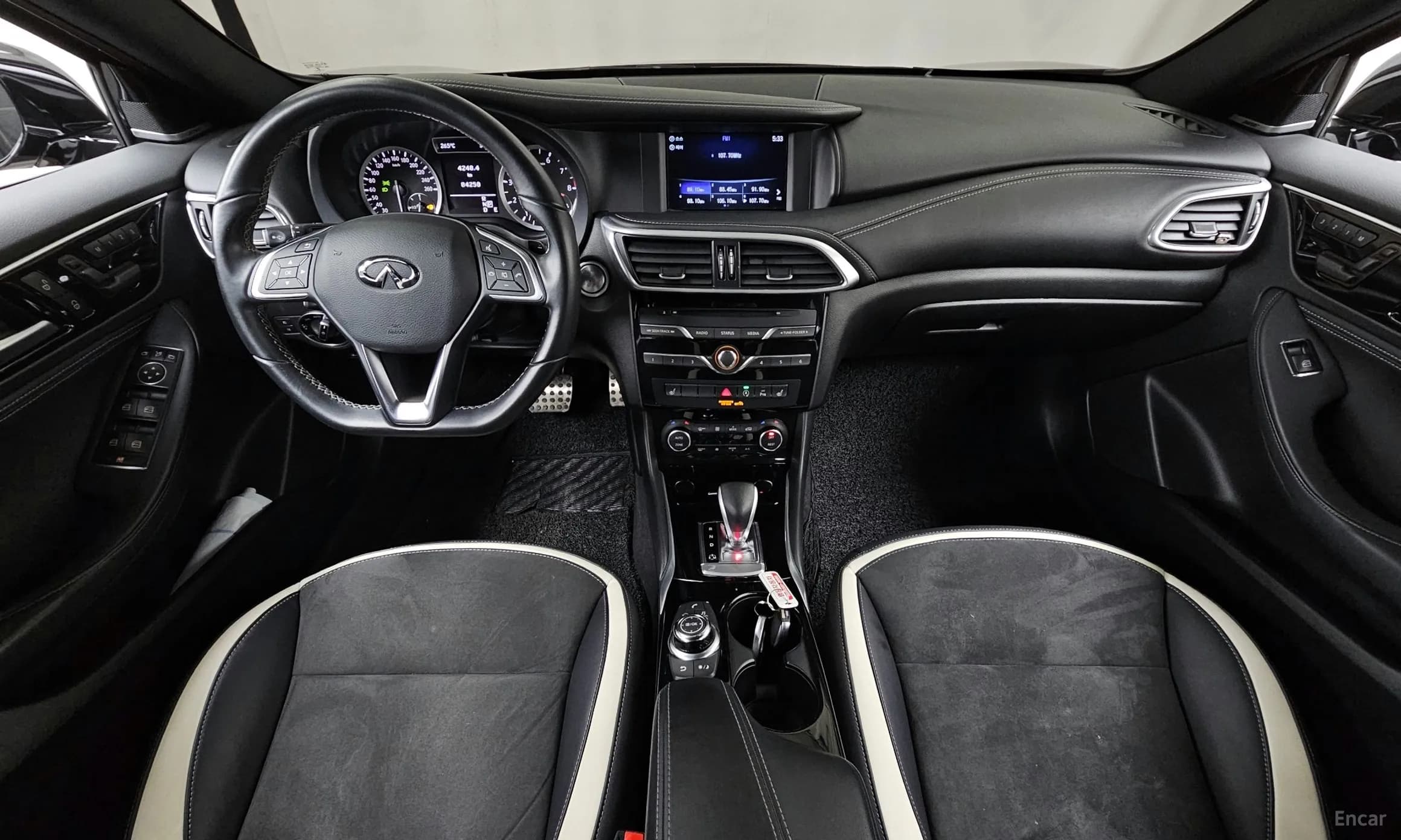 Q30