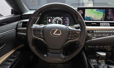 ES300h 7th Generation