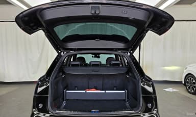 SQ5 (FY)