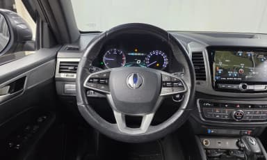 Rexton Sports Khan