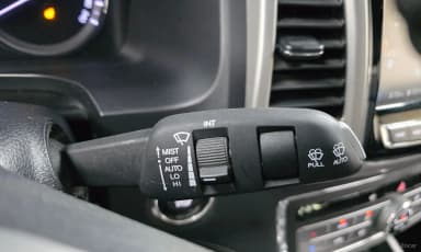 Rexton Sports Khan