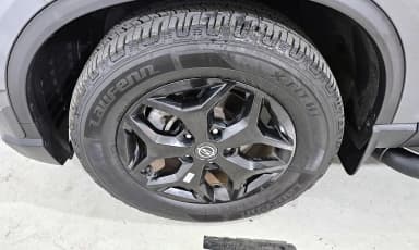 Rexton Sports Khan