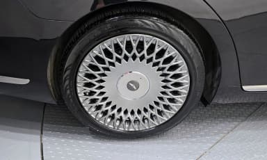 G90