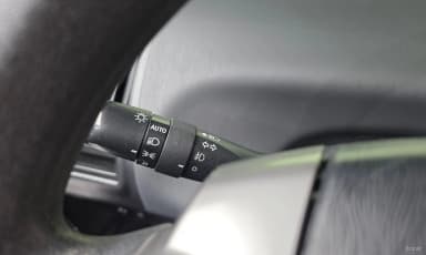 Prius V