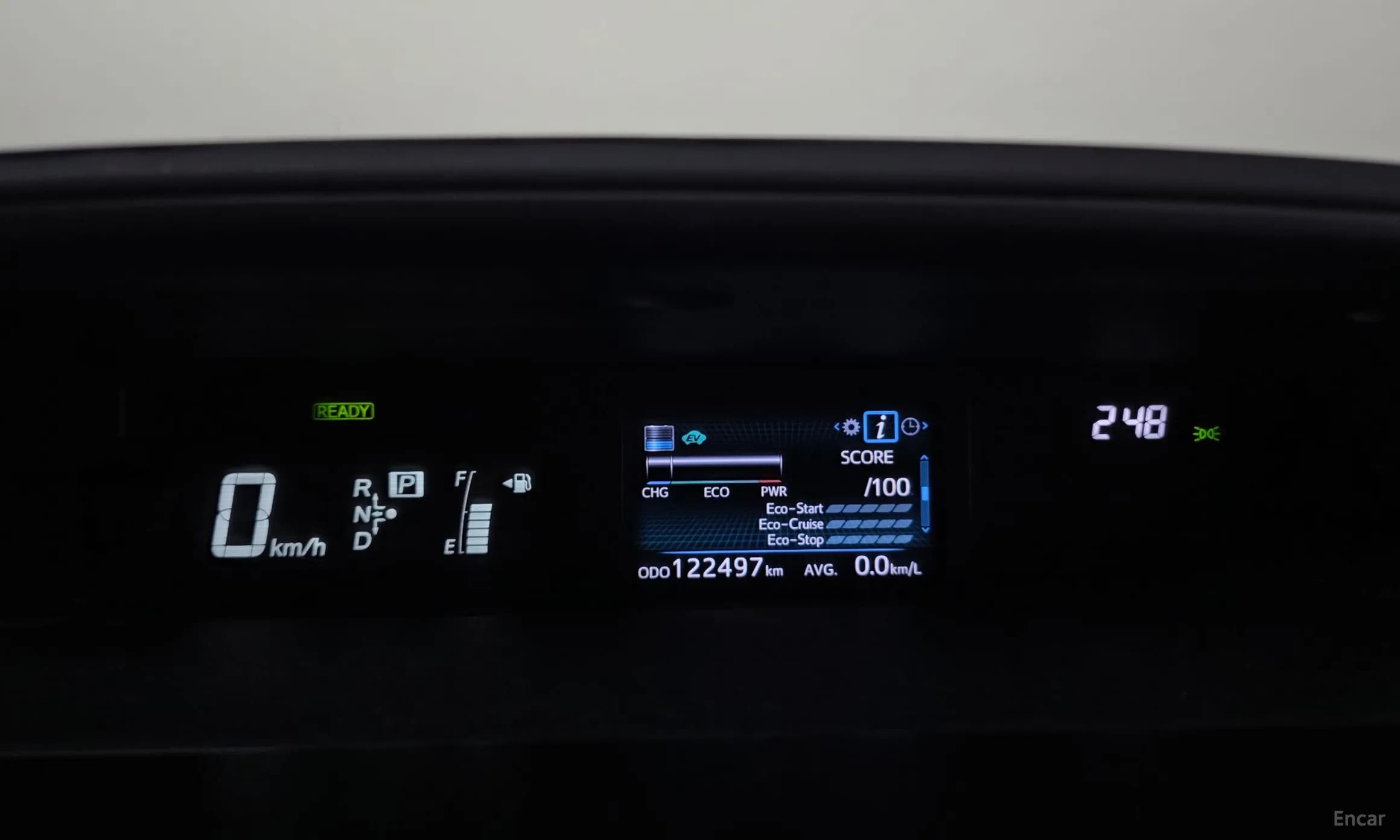 Prius V
