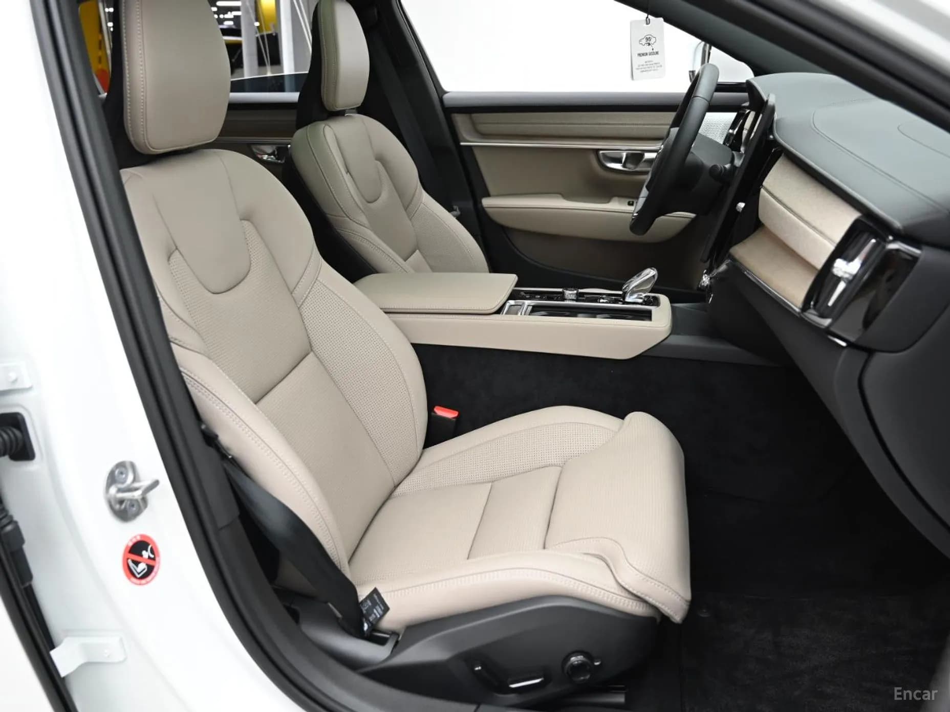 S90