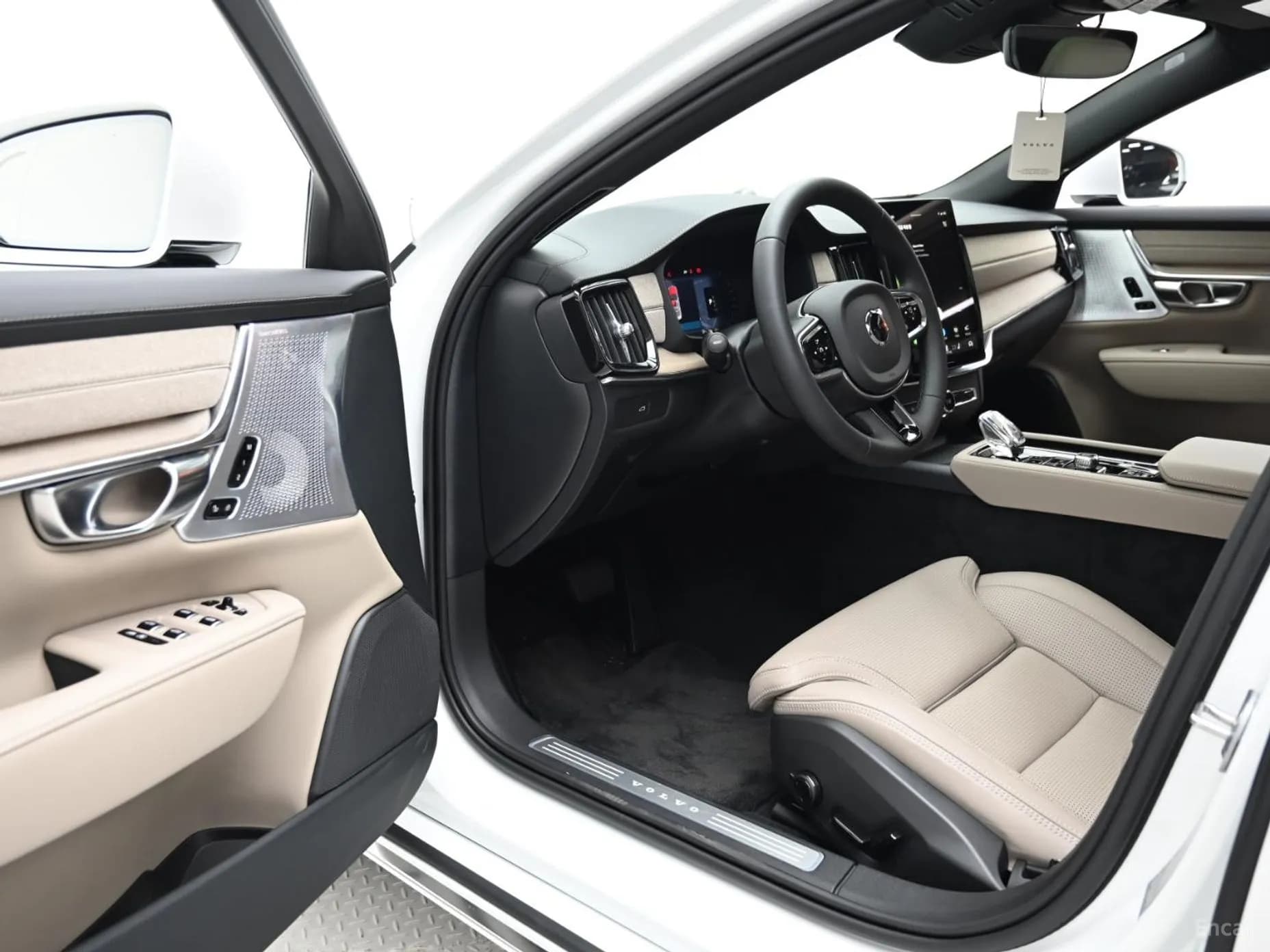 S90