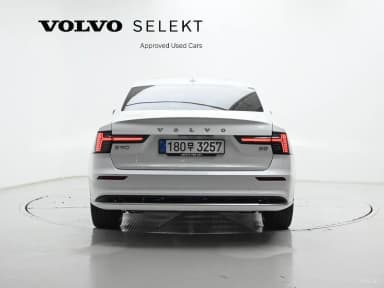 S90
