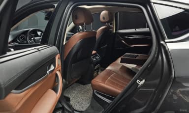X6 (F16)