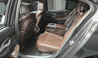 7 Series (G11)