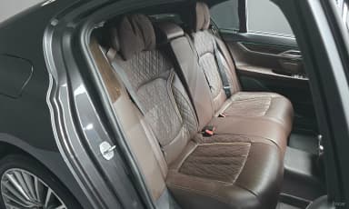 7 Series (G11)