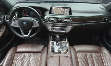 7 Series (G11)