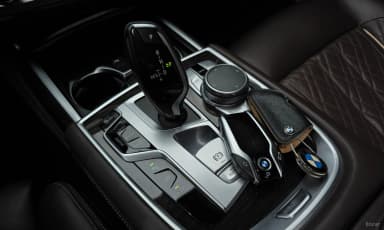 7 Series (G11)