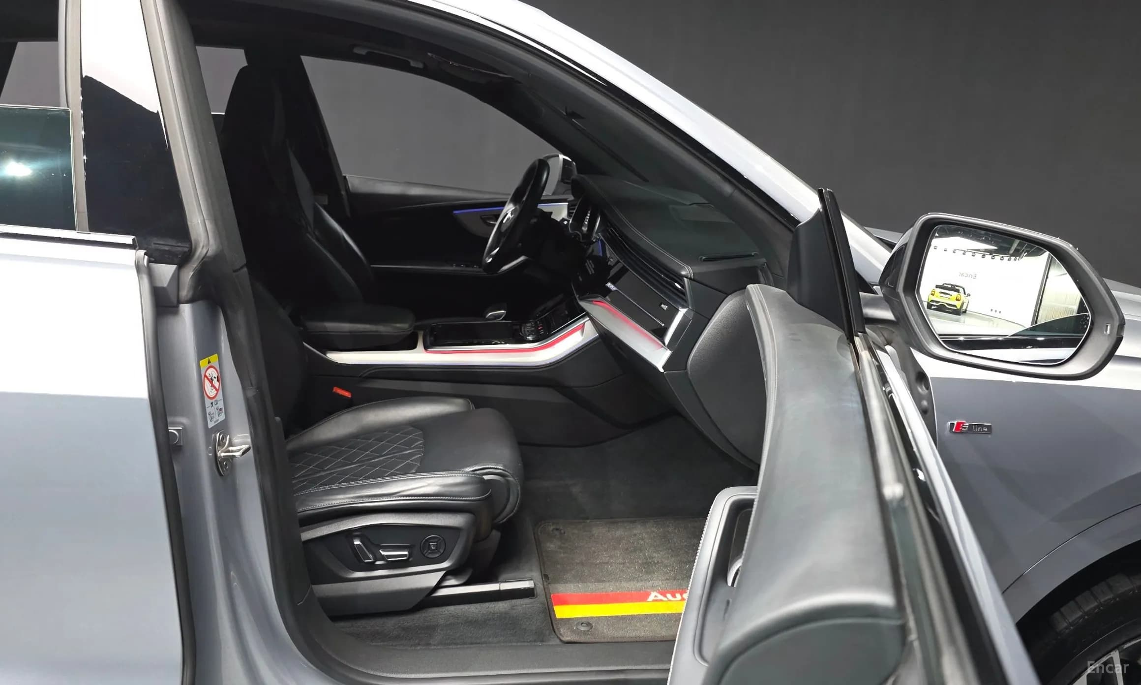 Q8 (4M)