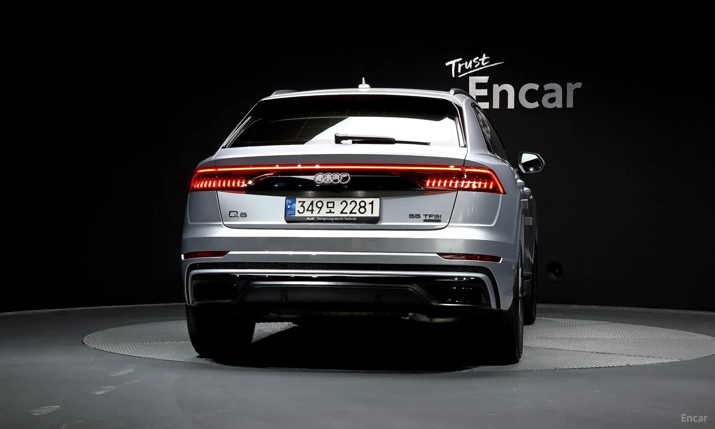Q8 (4M)
