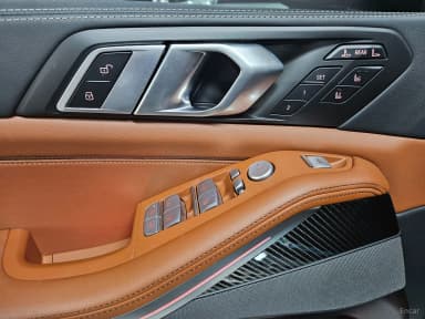 X7 (G07)
