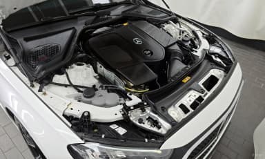 E-Class W214