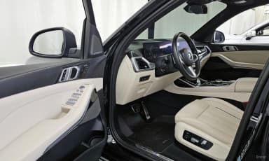 X7 (G07)
