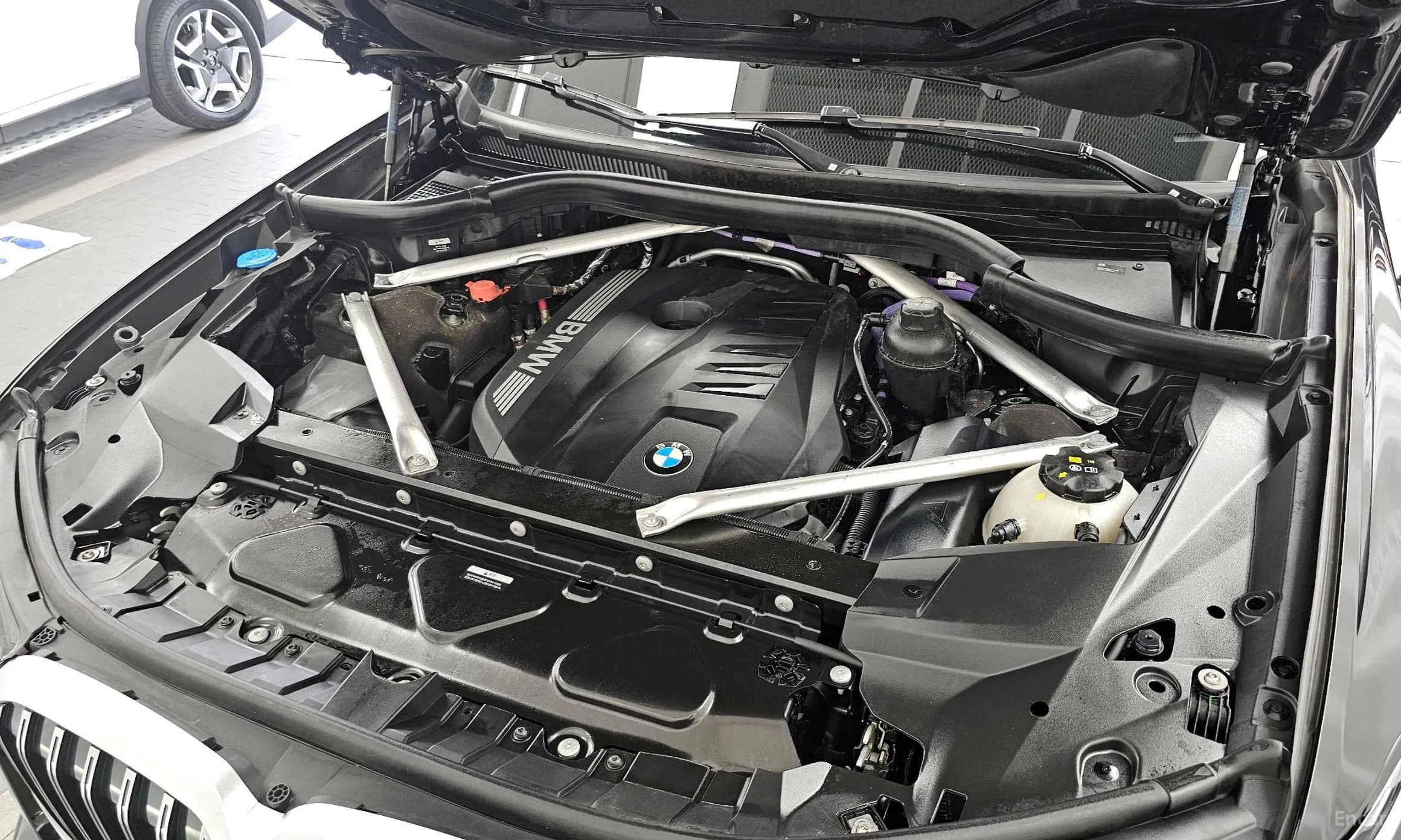 X7 (G07)