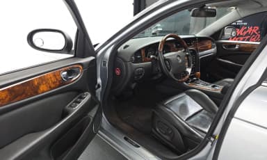 XJ-8