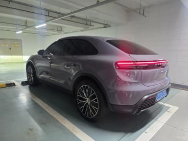Macan EV