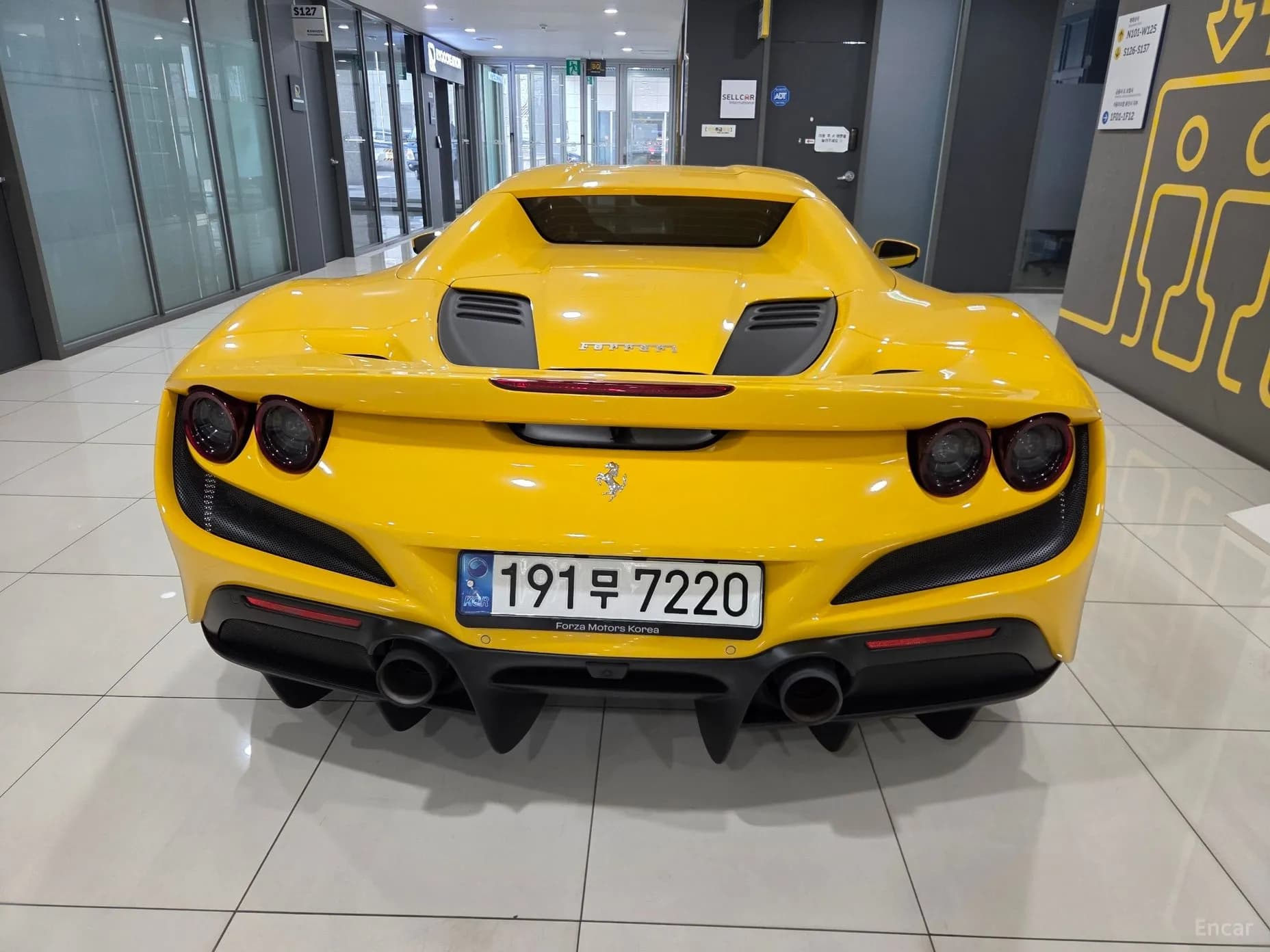 F8 Spider