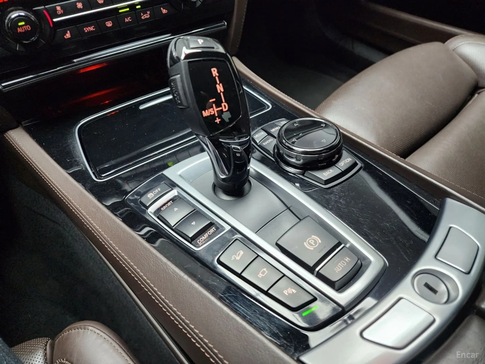 7 Series (F01)