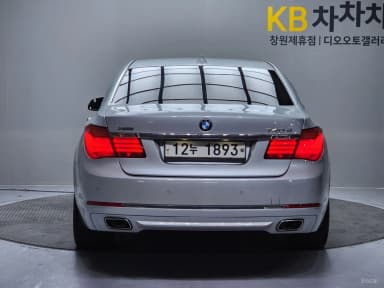 7 Series (F01)