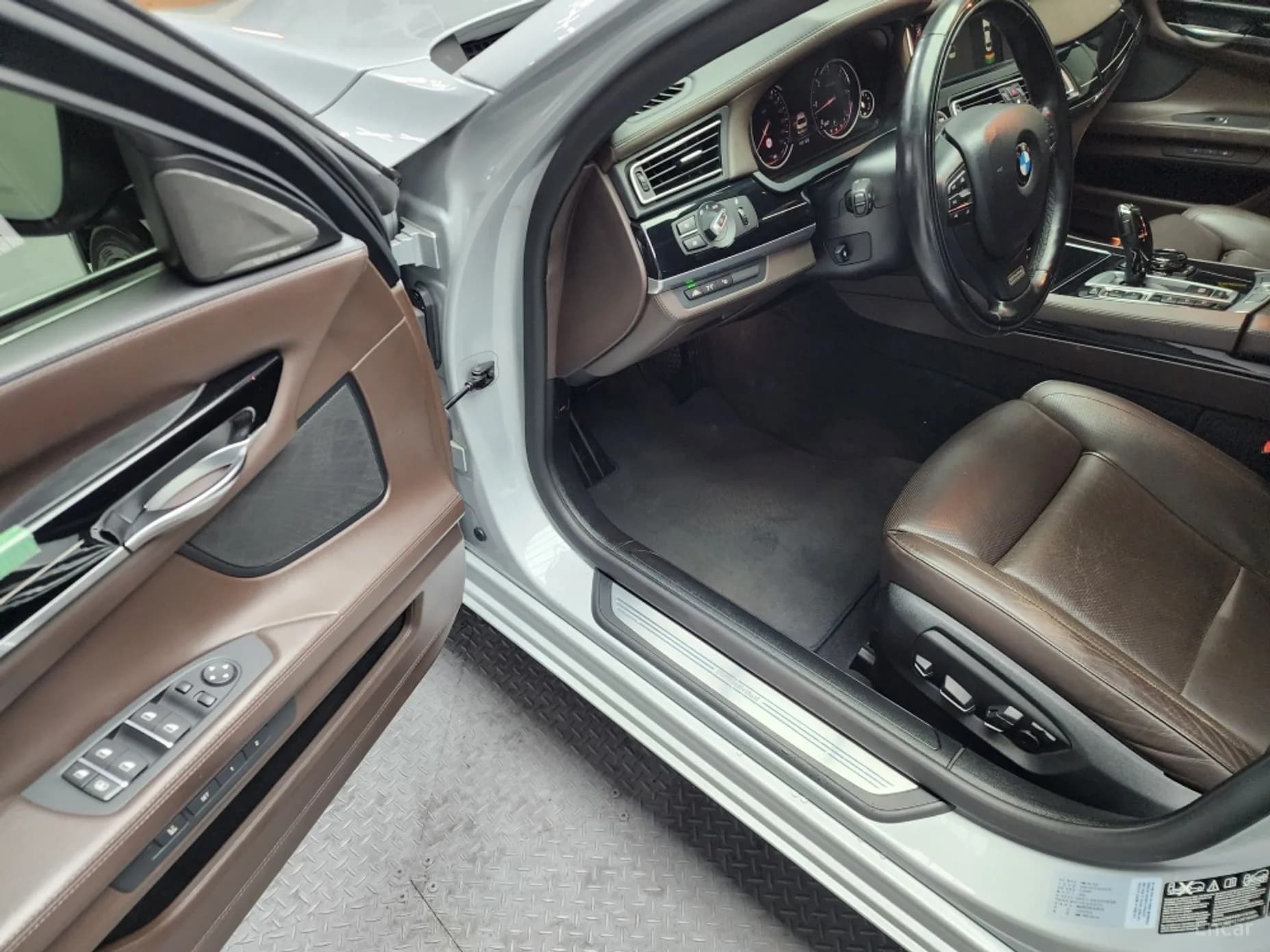 7 Series (F01)