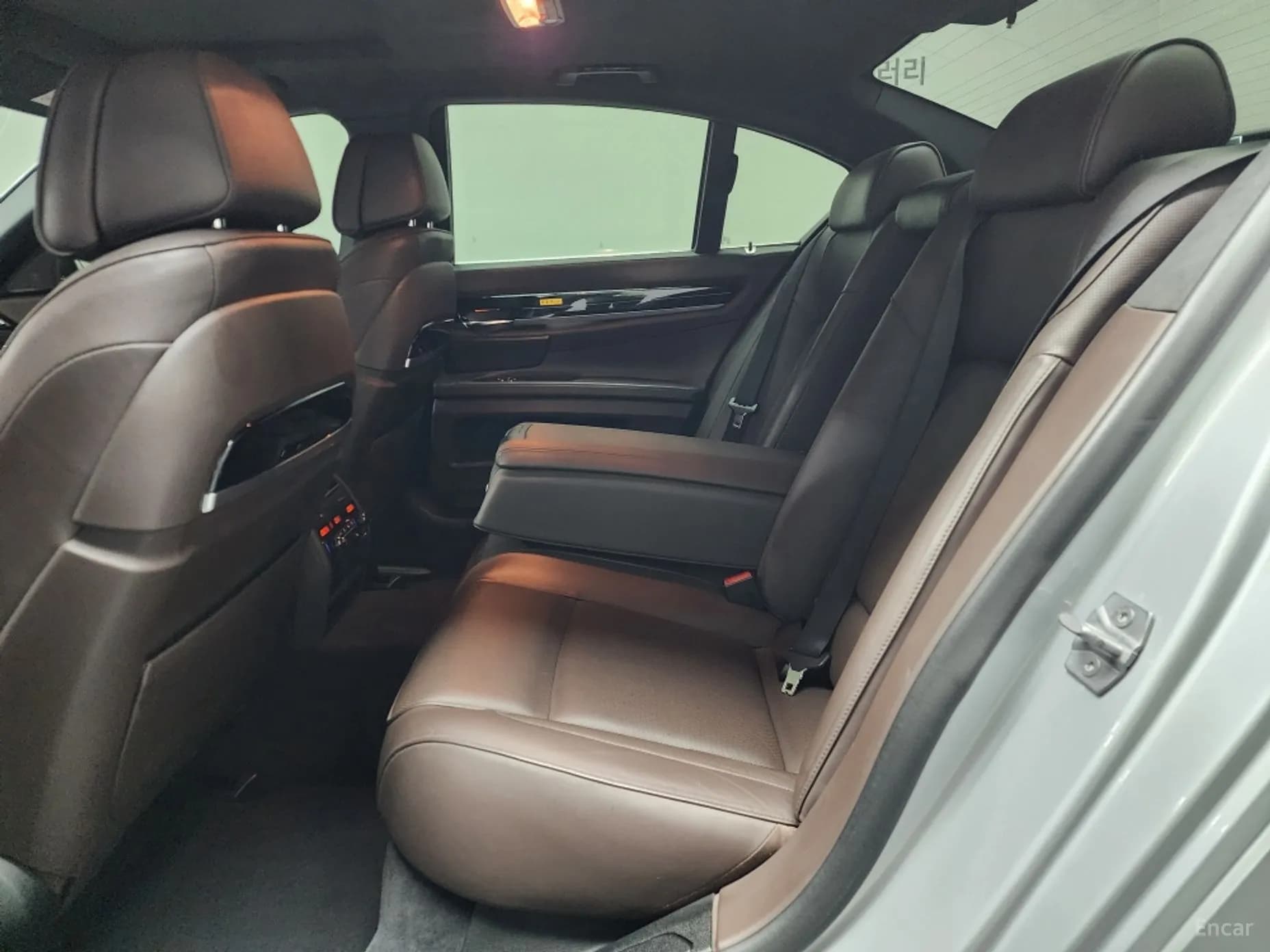 7 Series (F01)
