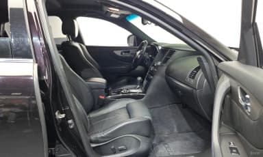 QX70