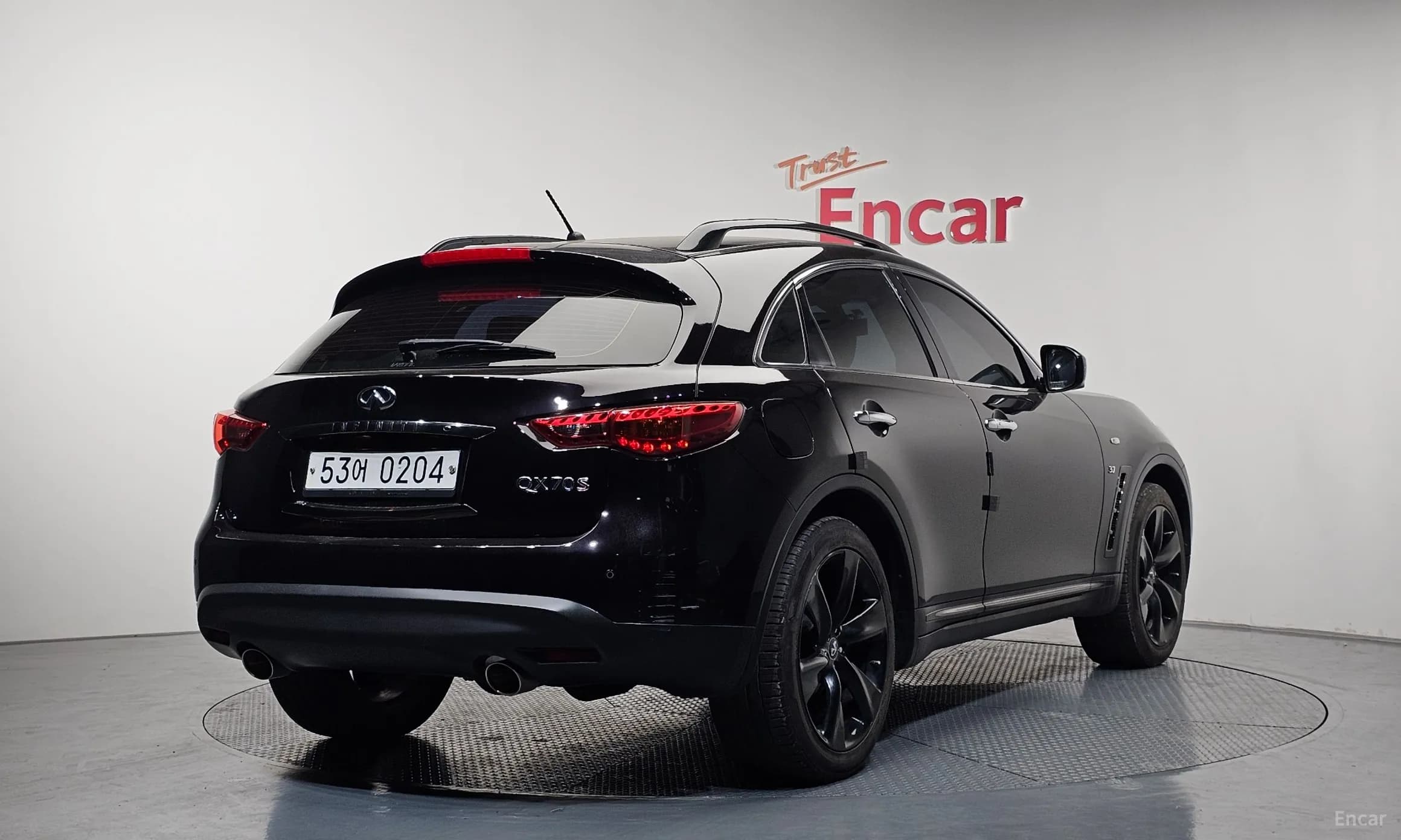 QX70