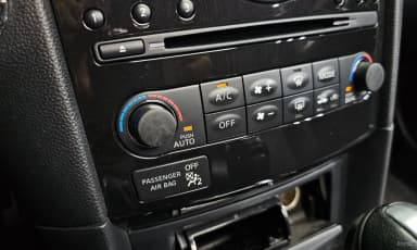 QX70