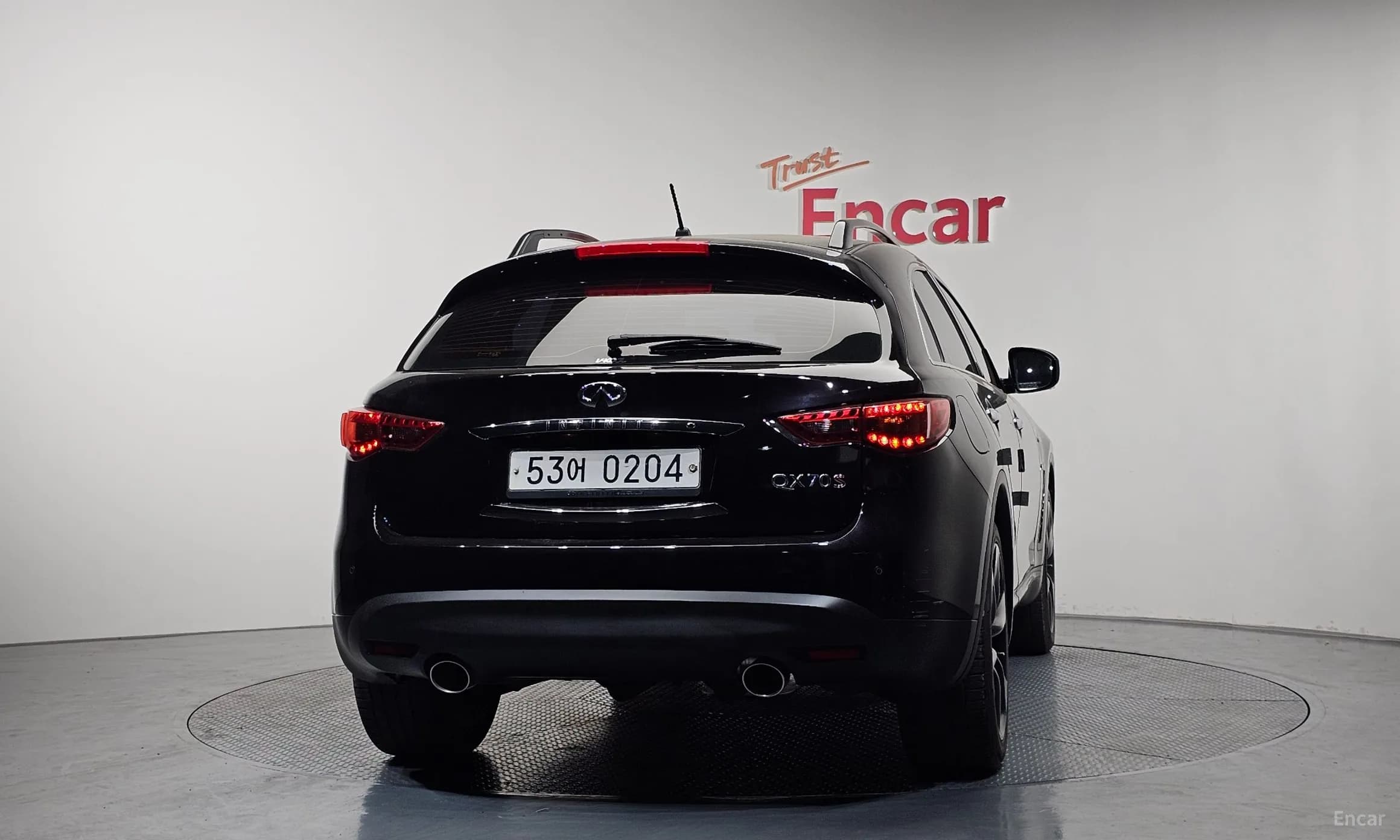QX70
