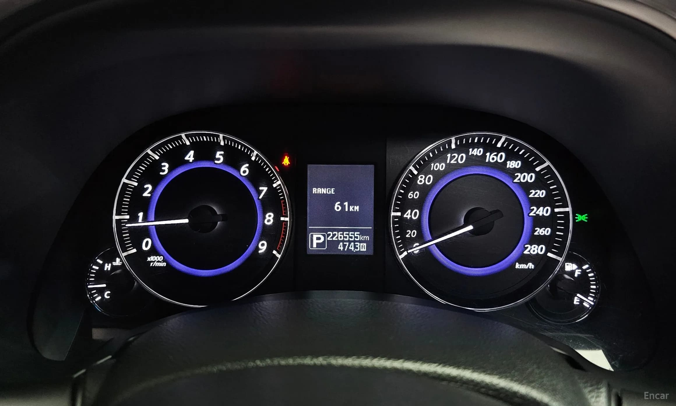 QX70