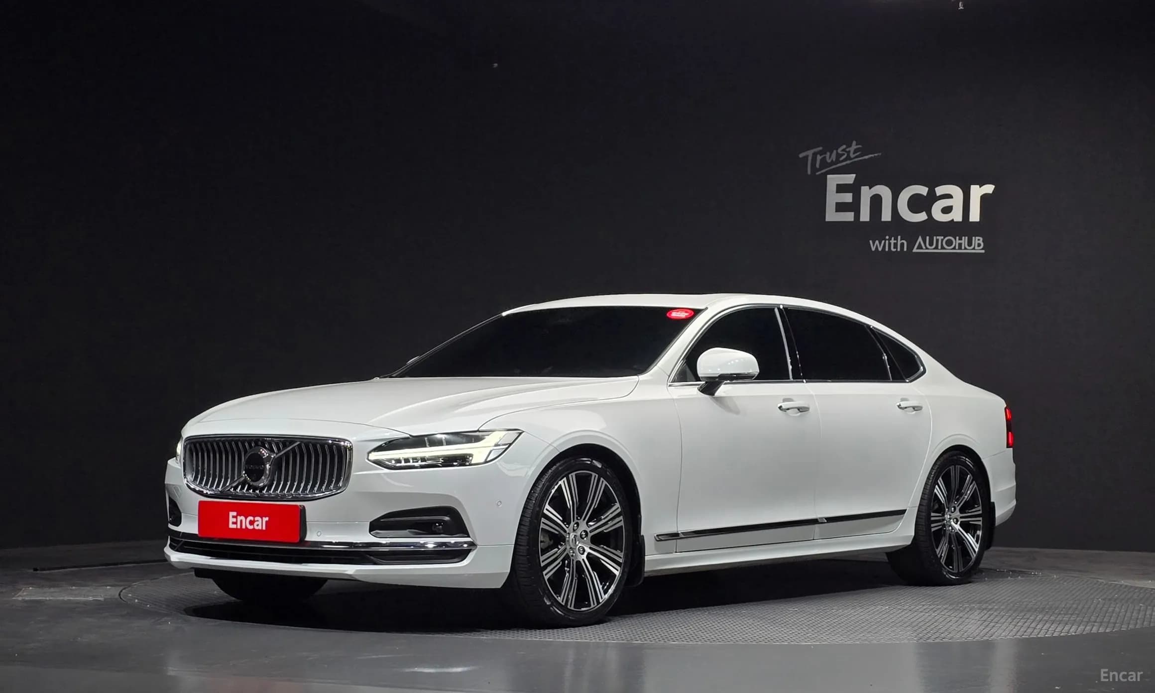 S90