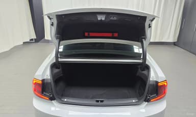 S90
