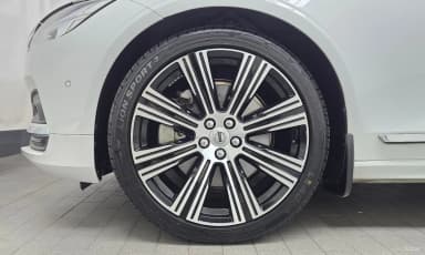 S90