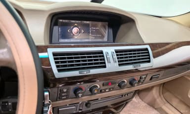 7 Series (E65)