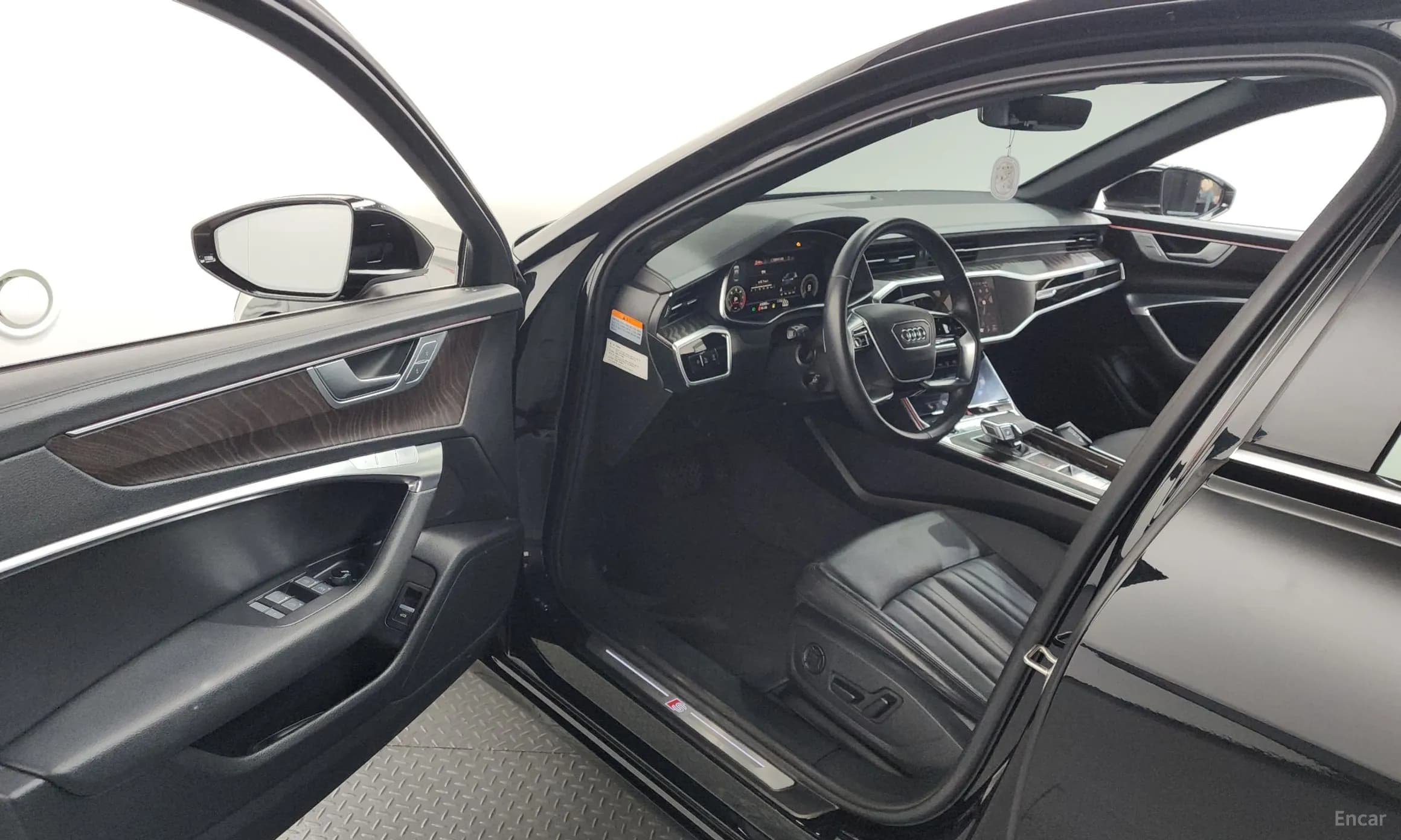 A6 (C8)