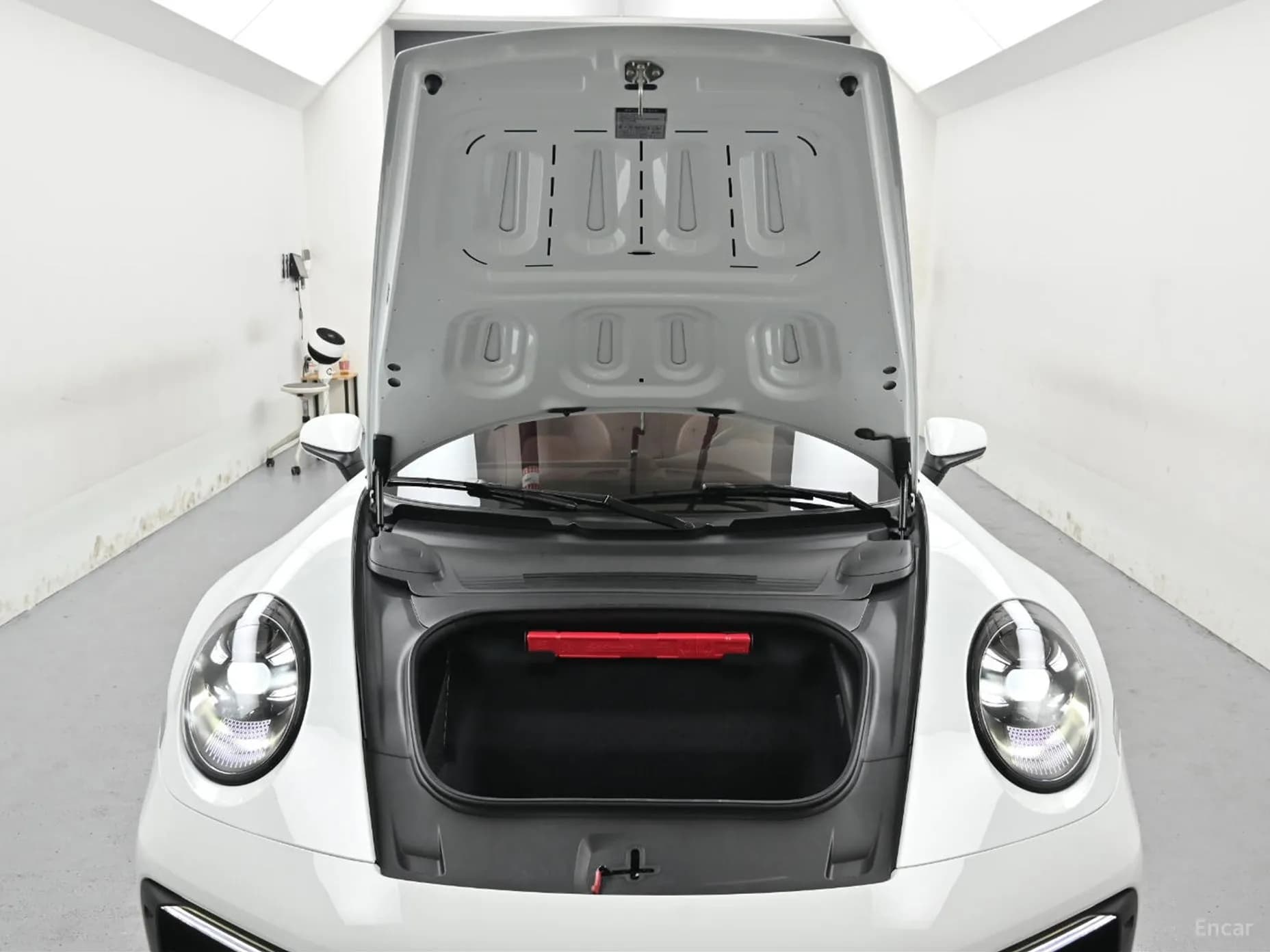 911 (992)