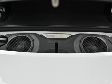 911 (992)