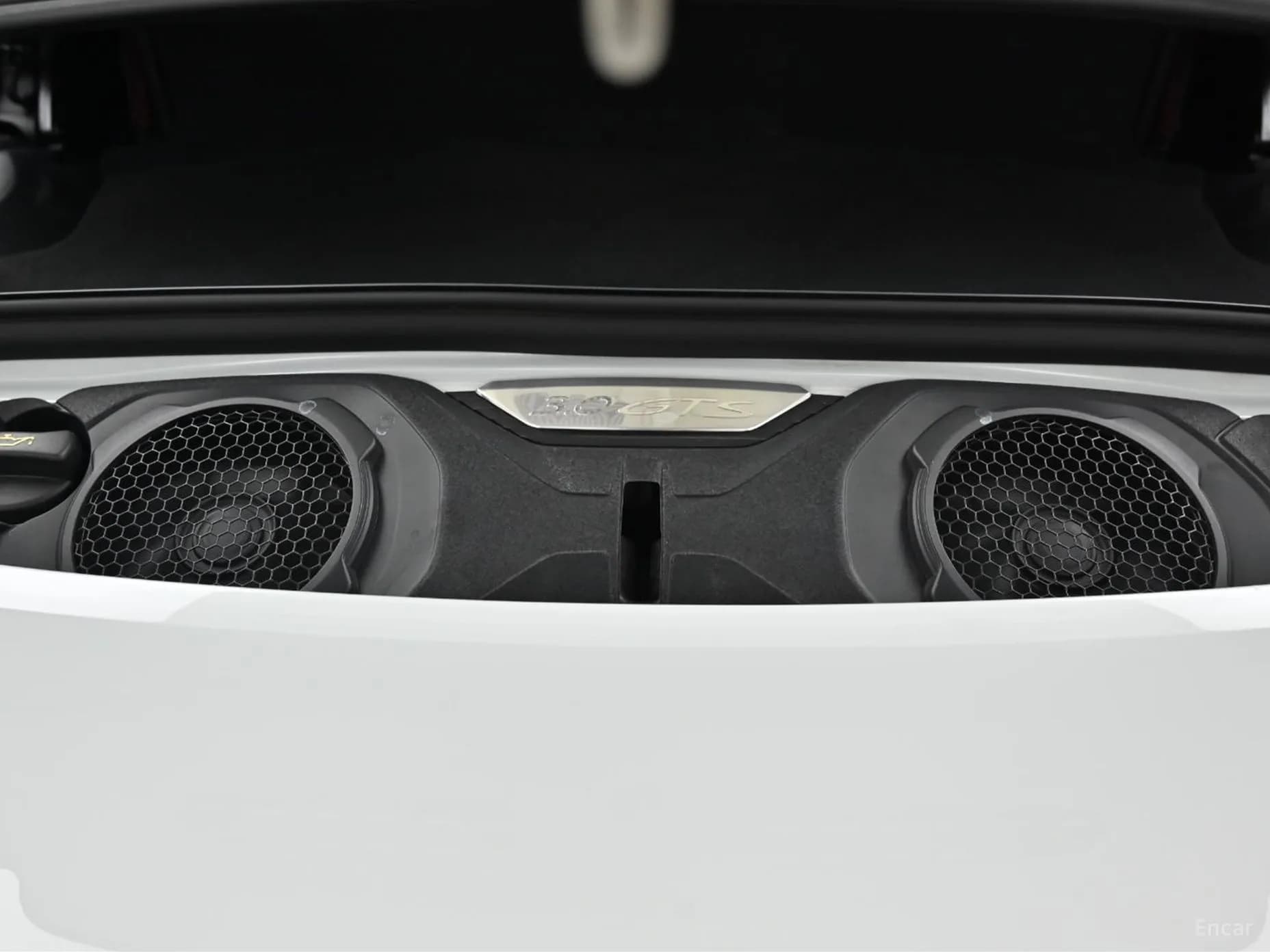 911 (992)
