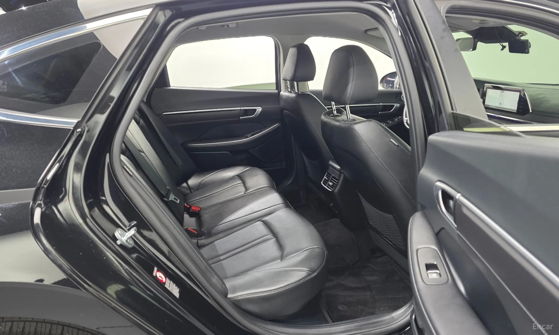 Sonata Hybrid (DN8)