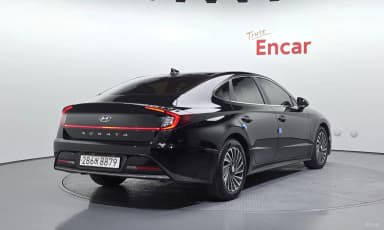 Sonata Hybrid (DN8)