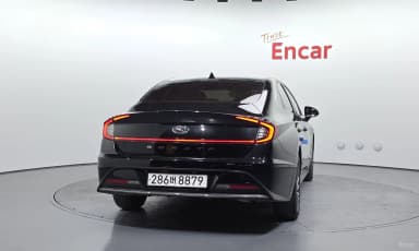 Sonata Hybrid (DN8)