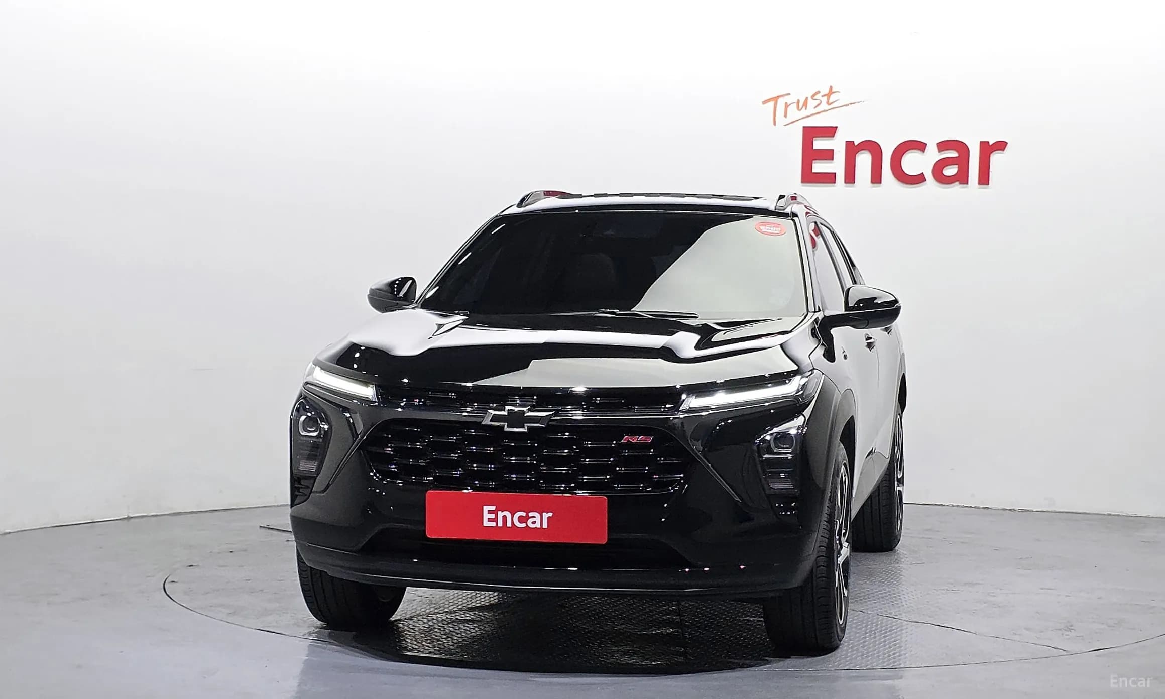 Trax Crossover