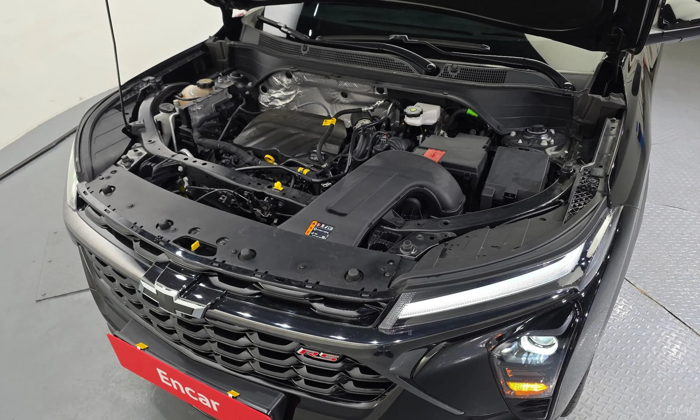 Trax Crossover