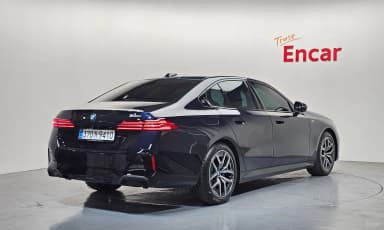 5 Series (G60)